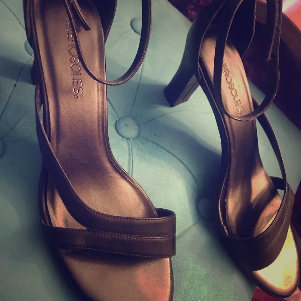 Ankle strap black heel